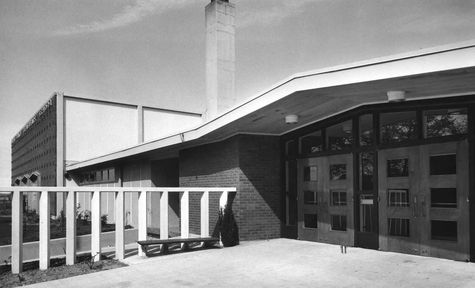 North Beach Elementary, photographed 1960